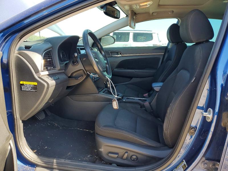 53466846 :رقم المزاد ، 5NPD84LF0HH135656 vin ، 2017 Hyundai Elantra مزاد بيع