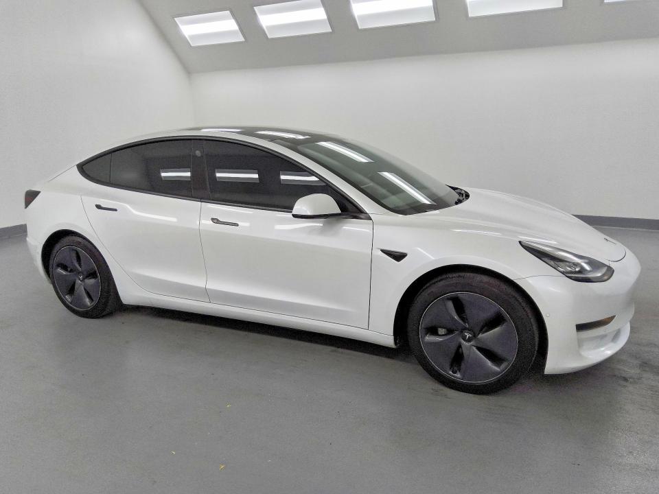50521246 :رقم المزاد ، 5YJ3E1EAXLF805113 vin ، 2020 Tesla Model 3 مزاد بيع