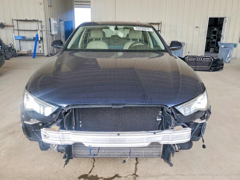 Продаж на аукціоні авто 2016 Audi A6, vin: WAUDFAFCXGN096477, номер лоту: 54236016