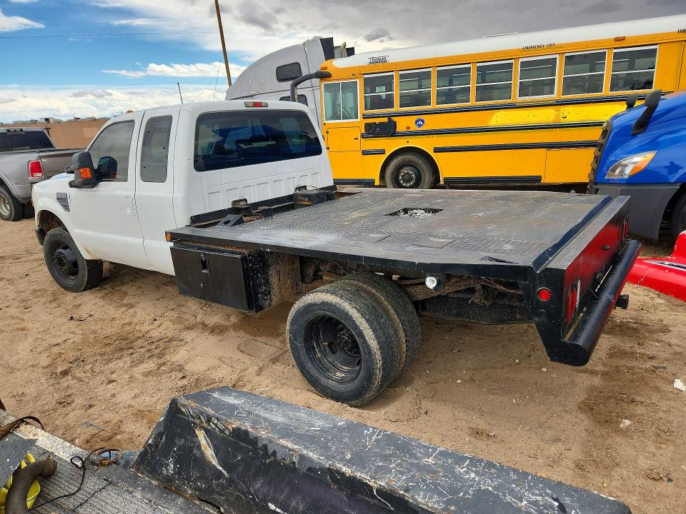 51151216 :رقم المزاد ، 1FDWX3HR9AEB16033 vin ، 2010 Ford F350 مزاد بيع
