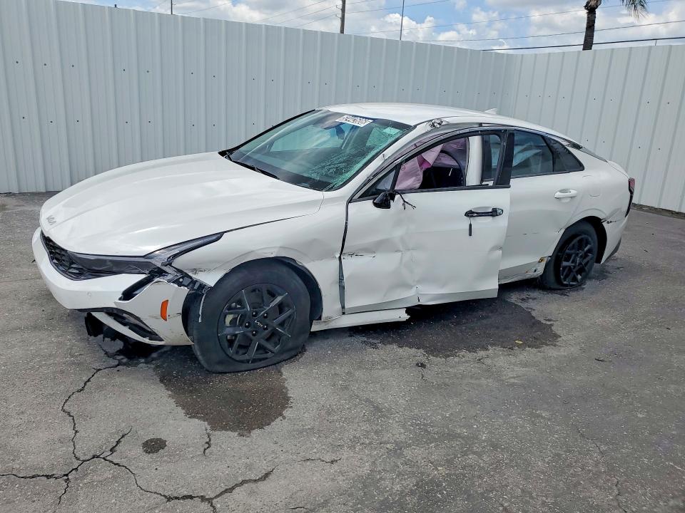 Продаж на аукціоні авто 2025 Kia K5, vin: KNAG24J79S5290480, номер лоту: 52442606
