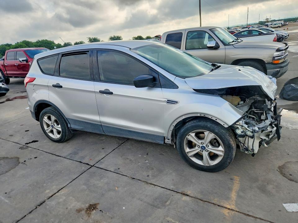 Продажа на аукционе авто 2016 Ford Escape, vin: 1FMCU0F75GUC57479, номер лота: 54625346