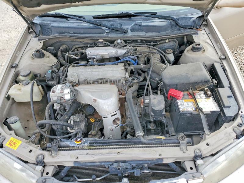 52556836 :رقم المزاد ، 4T1BG22K1YU941648 vin ، 2000 Toyota Camry مزاد بيع