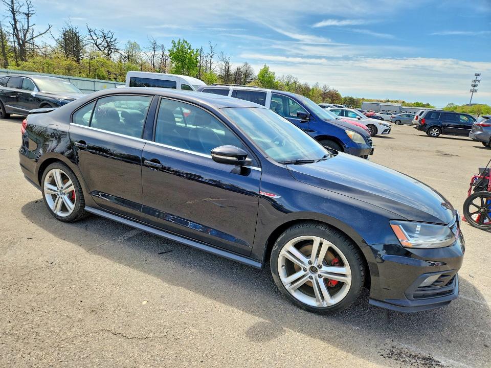 54654626 :رقم المزاد ، 3VW4T7AJ3HM413786 vin ، 2017 Volkswagen Jetta مزاد بيع