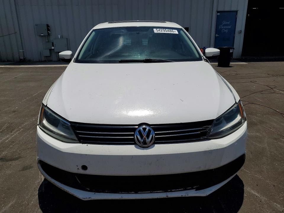 54295486 :رقم المزاد ، 3VWDX7AJ4DM391490 vin ، 2013 Volkswagen Jetta مزاد بيع