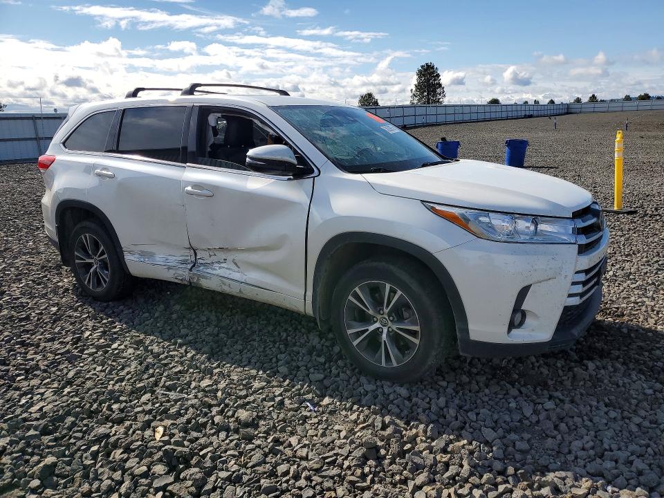 Продажа на аукционе авто 2017 Toyota Highlander, vin: 5TDBZRFH6HS440006, номер лота: 53620676