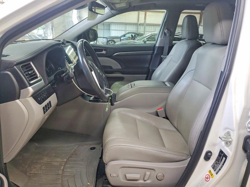 54072966 :رقم المزاد ، 5TDYZRFH2KS333519 vin ، 2019 Toyota Highlander مزاد بيع