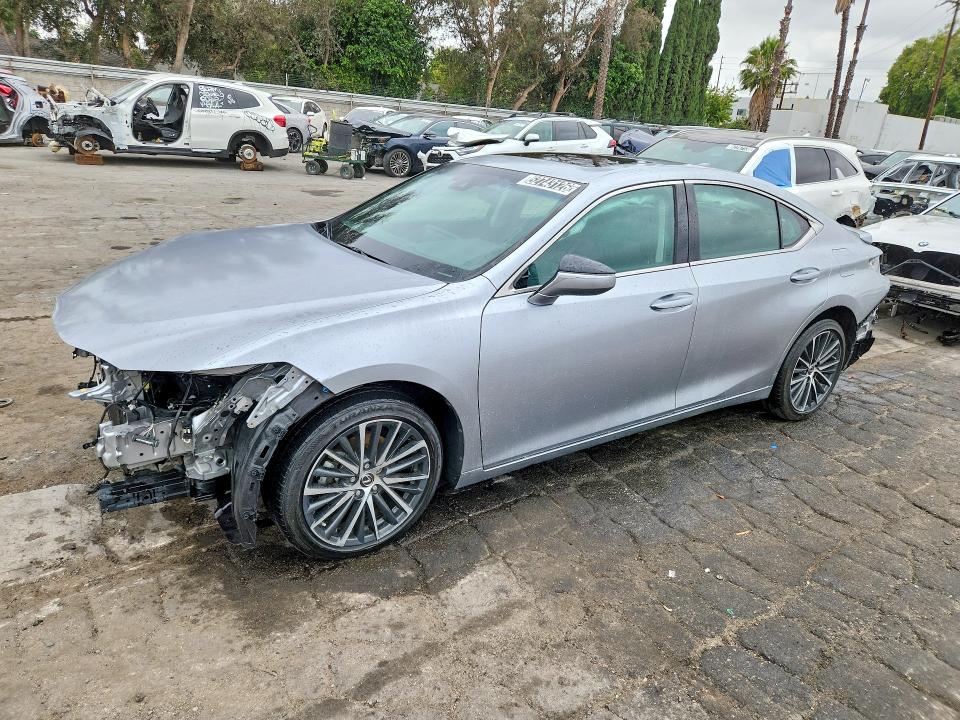 52743126 :رقم المزاد ، 58ADA1C12PU028172 vin ، 2023 Lexus Es 300h مزاد بيع