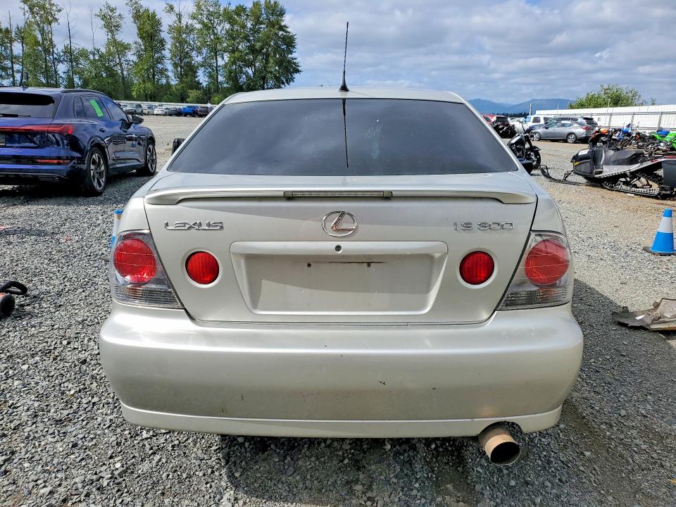 55739276 :رقم المزاد ، JTHBD192150099117 vin ، 2005 Lexus Is مزاد بيع