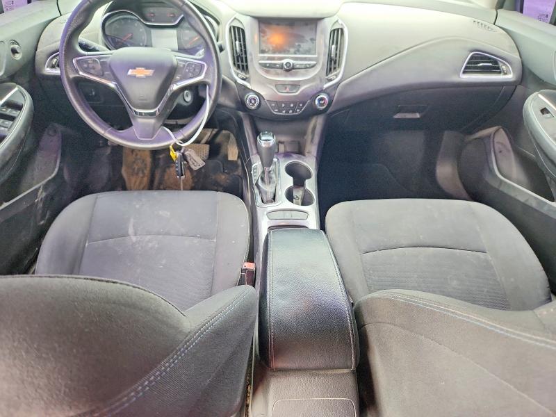 51922726 :رقم المزاد ، 1G1BE5SM8H7278695 vin ، 2017 Chevrolet Cruze مزاد بيع