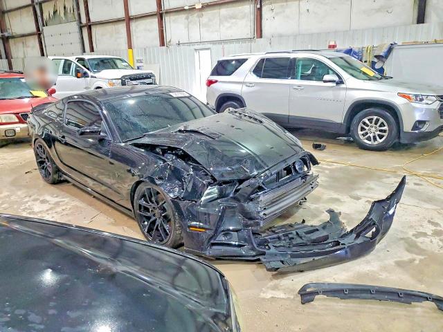 Продаж на аукціоні авто 2014 Ford Mustang, vin: 1ZVBP8CF1E5326142, номер лоту: 52019926