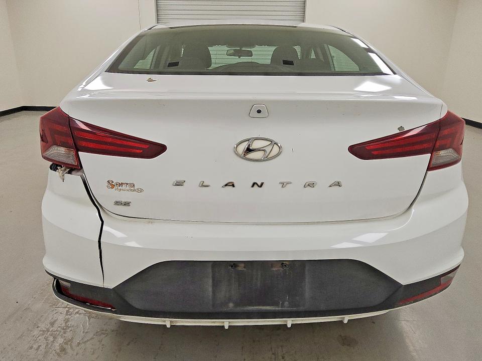 2019 Hyundai Elantra მანქანა იყიდება აუქციონზე, vin: 5NPD74LF2KH405903, აუქციონის ნომერი: 52270386