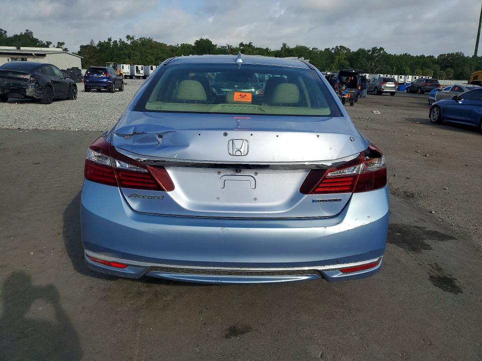 54616586 :رقم المزاد ، JHMCR6F56HC007858 vin ، 2017 Honda Accord مزاد بيع