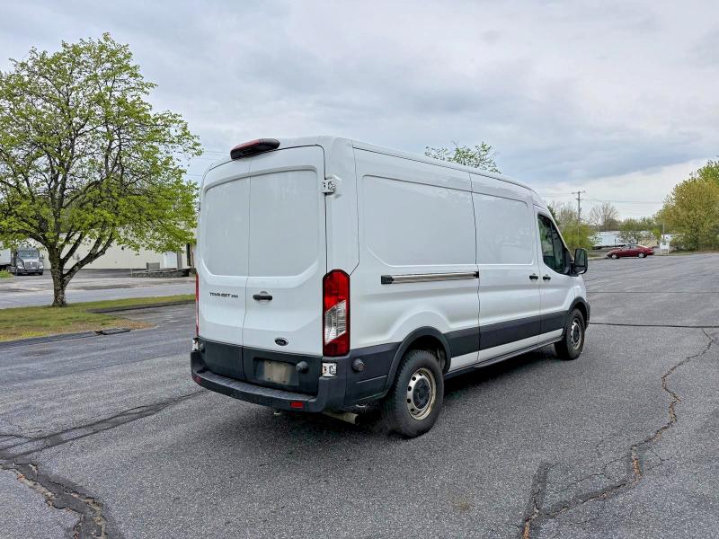 53973246 :رقم المزاد ، 1FTBR1C84LKA03028 vin ، 2020 Ford Transit مزاد بيع