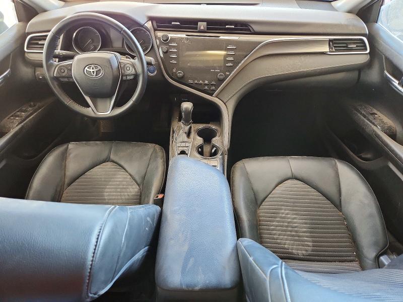 52078956 :رقم المزاد ، 4T1B21HK8JU002924 vin ، 2018 Toyota Camry Hybrid مزاد بيع