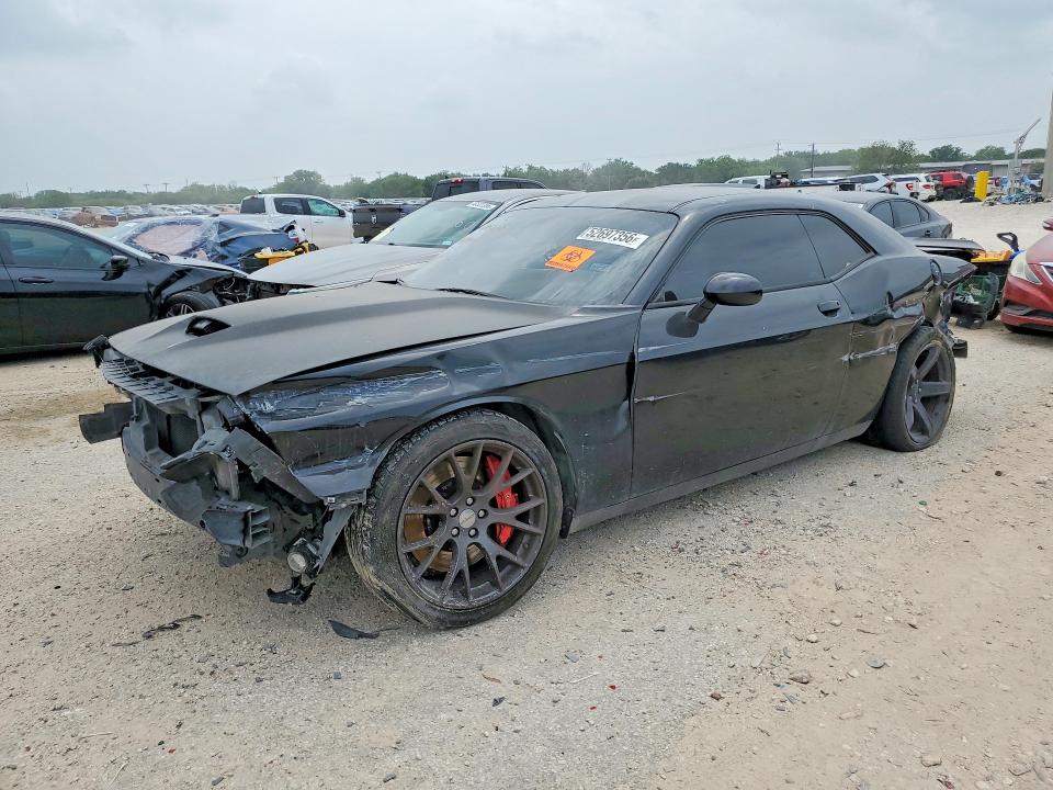 52697356 :رقم المزاد ، 2C3CDZDJ6FH744123 vin ، 2015 Dodge Challenger مزاد بيع