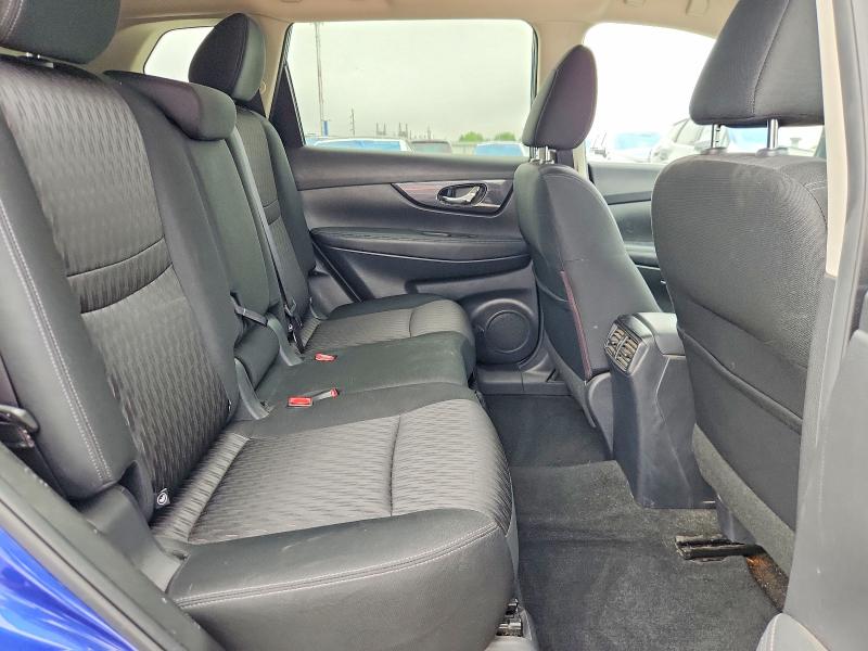 55549066 :رقم المزاد ، KNMAT2MT3JP605912 vin ، 2018 Nissan Rogue مزاد بيع