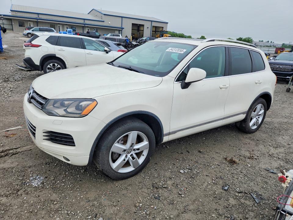 2011 Volkswagen Touareg მანქანა იყიდება აუქციონზე, vin: WVGFK9BP8BD005862, აუქციონის ნომერი: 54312056