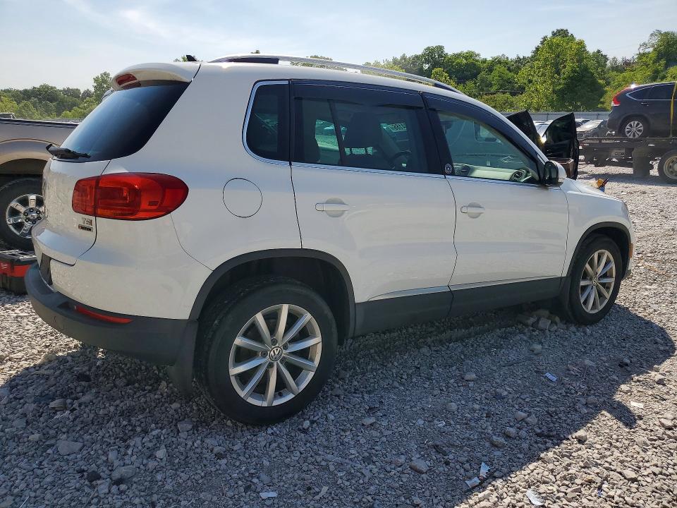 2017 Volkswagen Tiguan მანქანა იყიდება აუქციონზე, vin: WVGSV7AXXHK002512, აუქციონის ნომერი: 55624186