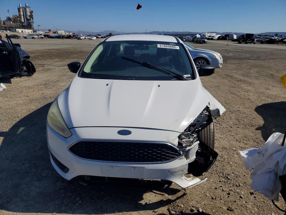 Продаж на аукціоні авто 2016 Ford Focus, vin: 1FADP3E2XGL294997, номер лоту: 51669886