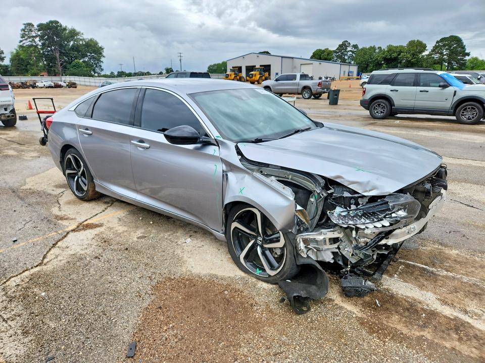 54913756 :رقم المزاد ، 1HGCV1F37NA040519 vin ، 2022 Honda Accord مزاد بيع