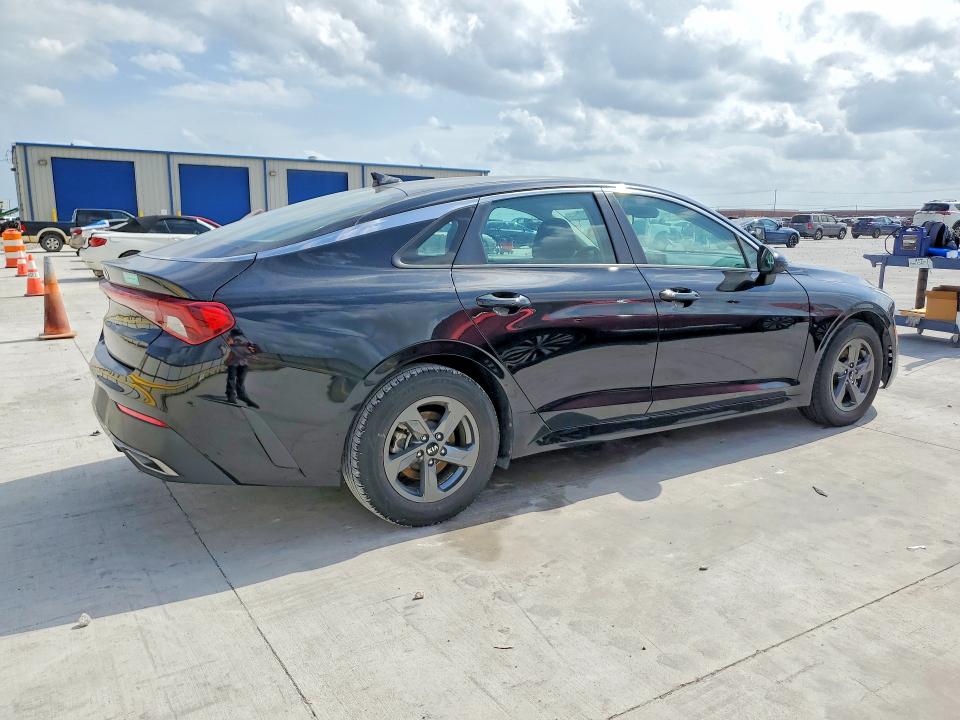 2021 Kia K5 მანქანა იყიდება აუქციონზე, vin: 5XXG24J21MG014624, აუქციონის ნომერი: 54052996