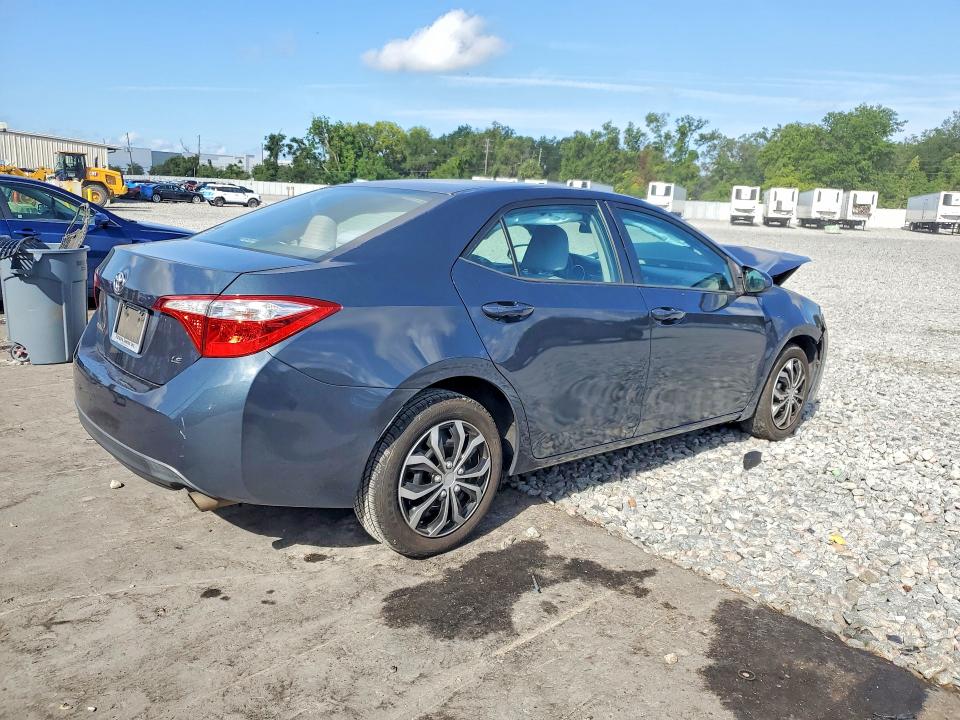 54696286 :رقم المزاد ، 5YFBURHE0FP270748 vin ، 2015 Toyota Corolla مزاد بيع