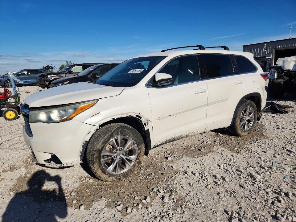 Auction sale of the 2015 Toyota Highlander, vin: 5TDBKRFH5FS088098, lot number: 54282106