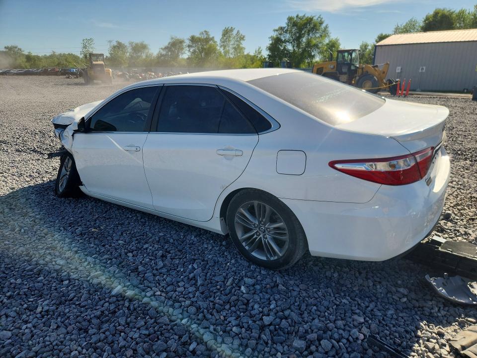 53833396 :رقم المزاد ، 4T1BF1FK1GU202110 vin ، 2016 Toyota Camry مزاد بيع
