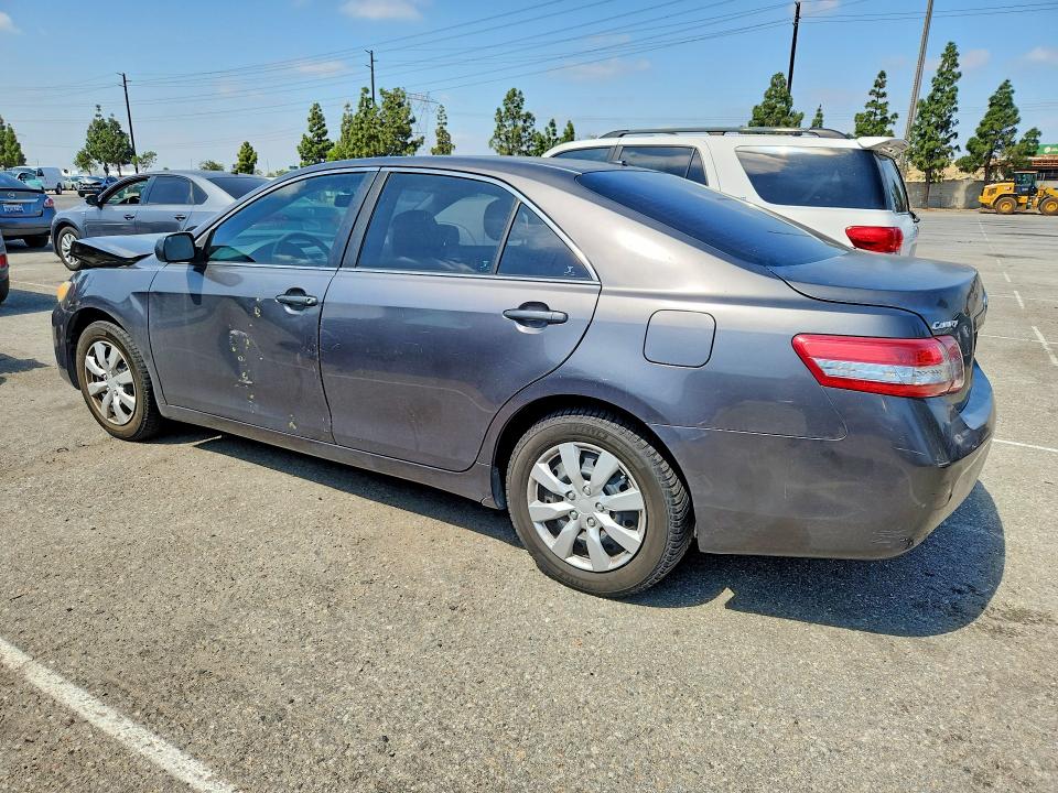 53663636 :رقم المزاد ، 4T4BF3EK6BR218220 vin ، 2011 Toyota Camry مزاد بيع