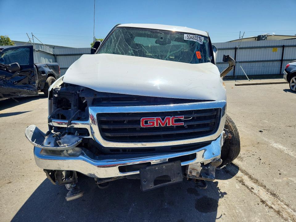 Продаж на аукціоні авто 2004 Gmc Sierra, vin: 1GTHK231X4F173685, номер лоту: 53483216