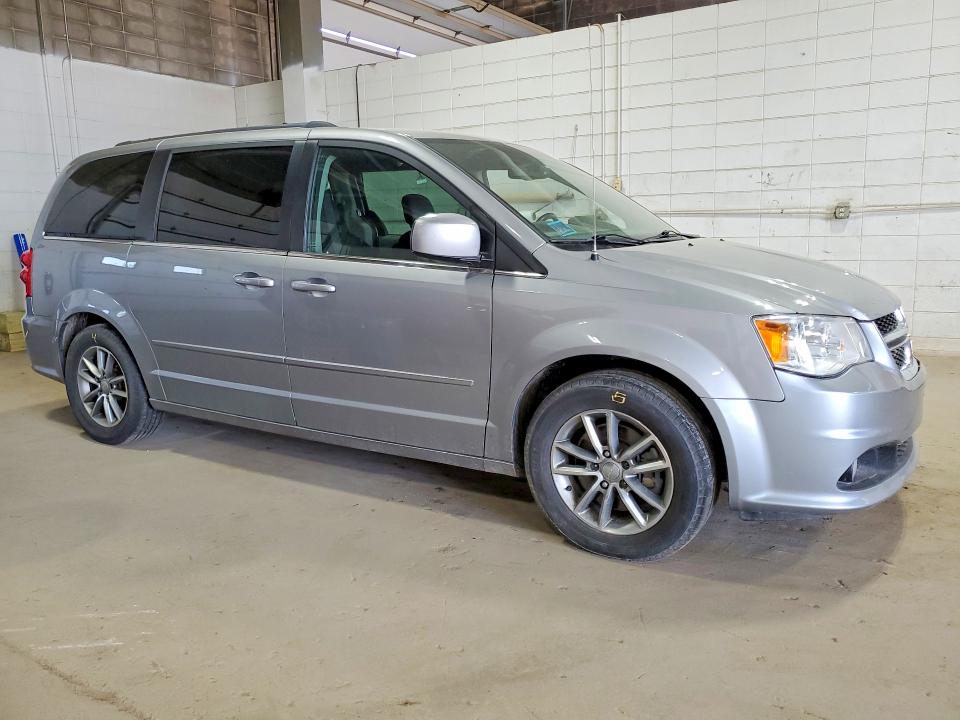 Auction sale of the 2015 Dodge Grand Caravan, vin: 2C4RDGCG5FR737237, lot number: 55499486