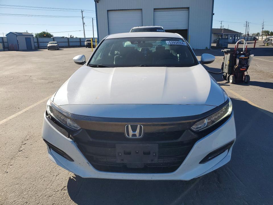 2020 Honda Accord მანქანა იყიდება აუქციონზე, vin: 1HGCV1F35LA145069, აუქციონის ნომერი: 53958956