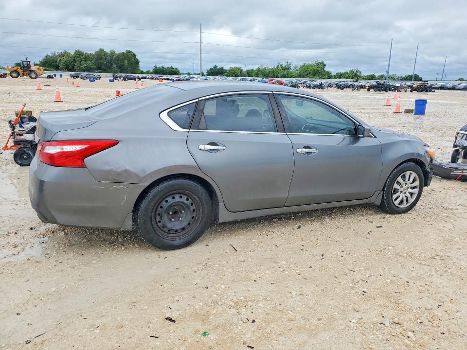 52057276 :رقم المزاد ، 1N4AL3AP8HN335889 vin ، 2017 Nissan Altima مزاد بيع