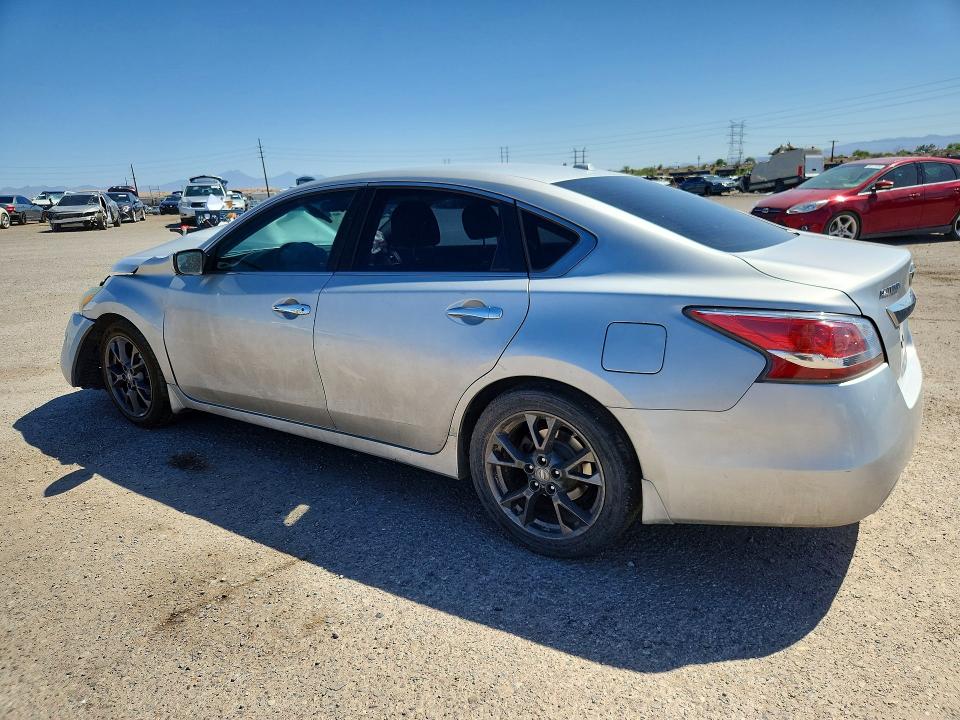 2015 Nissan Altima მანქანა იყიდება აუქციონზე, vin: 1N4AL3AP9FC105917, აუქციონის ნომერი: 54859286
