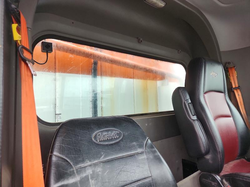 Продаж на аукціоні авто 2014 Peterbilt 377, vin: 2NP2HJ7X3EM232623, номер лоту: 52390006
