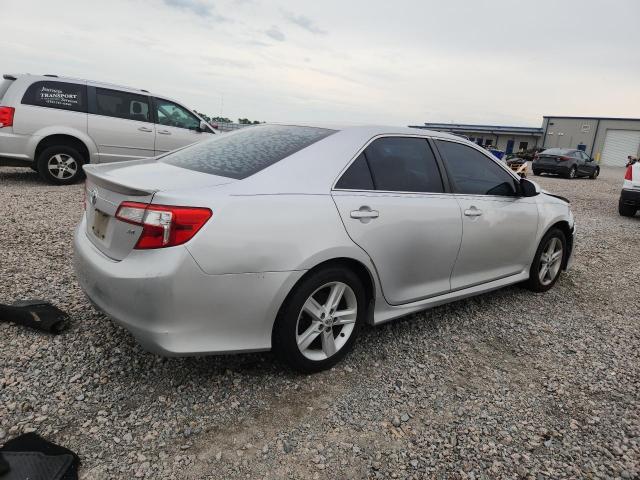 52314266 :رقم المزاد ، 4T1BF1FKXEU335381 vin ، 2014 Toyota Camry مزاد بيع