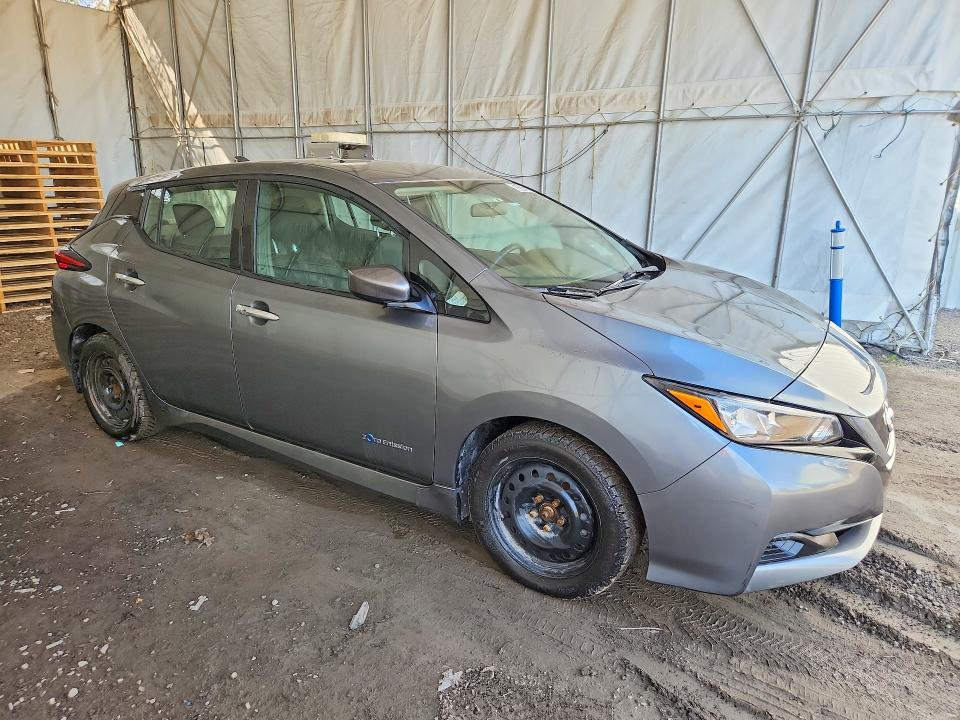 53142606 :رقم المزاد ، 1N4AZ1CP9JC310257 vin ، 2018 Nissan Leaf مزاد بيع