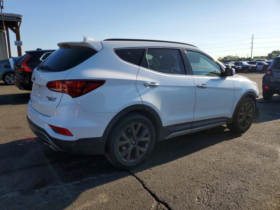 Продажа на аукционе авто 2017 Hyundai Santa Fe Sport, vin: 5XYZWDLA1HG412855, номер лота: 52007666