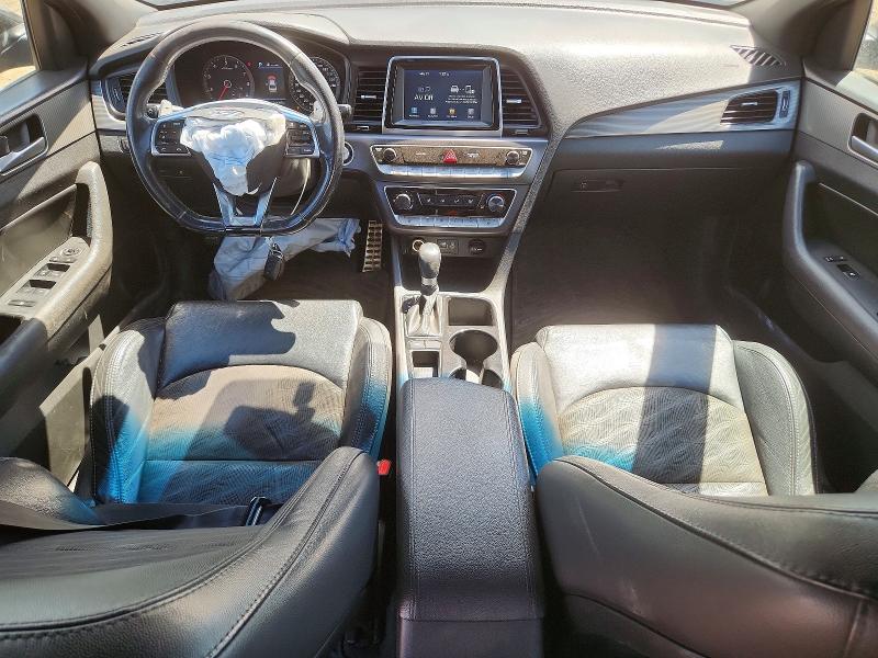 2018 Hyundai Sonata Limited 4dr მანქანა იყიდება აუქციონზე, vin: 5NPE34AF8JH698126, აუქციონის ნომერი: 53905356