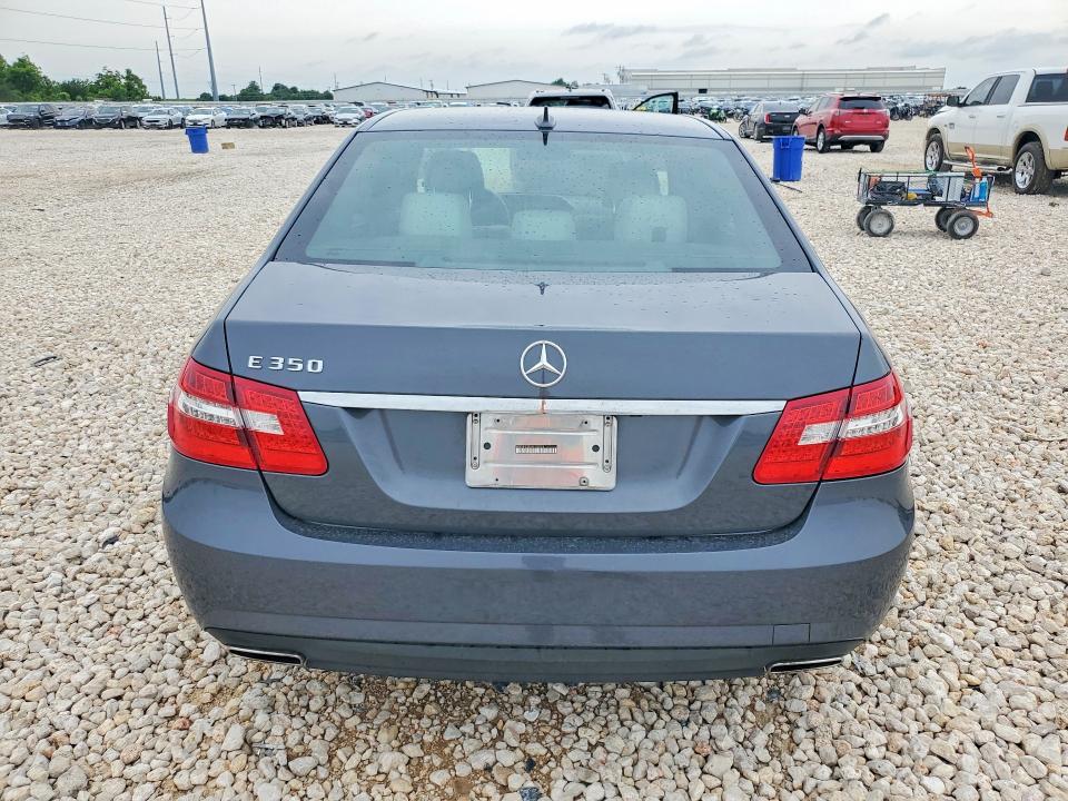 Aukcja sprzedaży 2010 Mercedes-benz E, vin: WDDHF5GB3AA102786, numer aukcji: 54187316