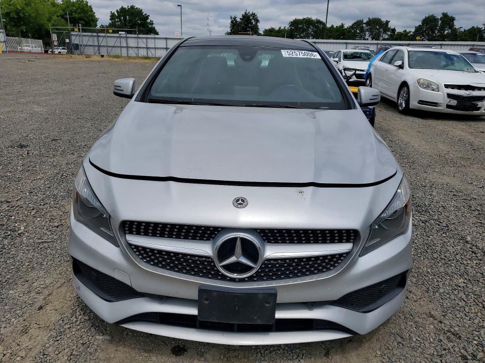 52575006 :رقم المزاد ، WDDSJ4EB2JN538118 vin ، 2018 Mercedes-benz Cla مزاد بيع