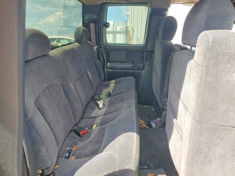 52704516 :رقم المزاد ، 2GCEC19T121292149 vin ، 2002 Chevrolet Silverado مزاد بيع
