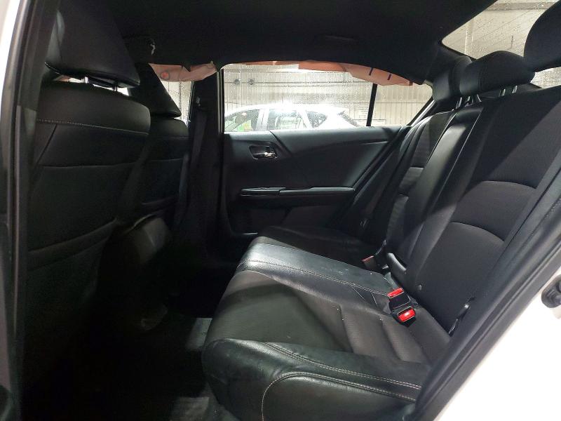 53545806 :رقم المزاد ، 1HGCR2F52HA094214 vin ، 2017 Honda Accord مزاد بيع