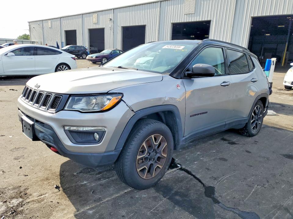 2019 Jeep Compass მანქანა იყიდება აუქციონზე, vin: 3C4NJDDB9KT785565, აუქციონის ნომერი: 54503656