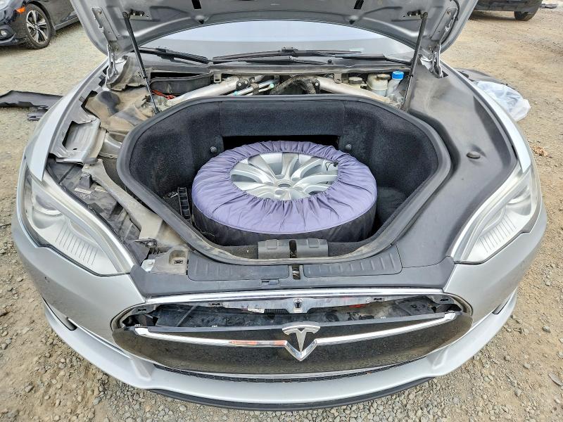Продажа на аукционе авто 2013 Tesla Model S, vin: 5YJSA1CN7DFP27081, номер лота: 53245426