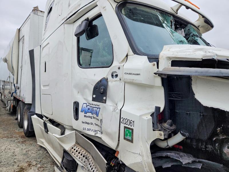 Продаж на аукціоні авто 2023 Freightliner Cascadia 126, vin: 3AKJHHDR9PSUD4472, номер лоту: 53004066