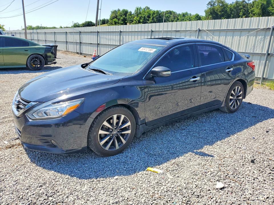 Продажа на аукционе авто 2017 Nissan Altima, vin: 1N4AL3AP7HC135484, номер лота: 53412166