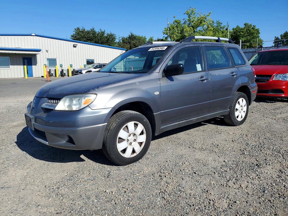 54306346 :رقم المزاد ، JA4LZ31F75U043946 vin ، 2005 Mitsubishi Outlander مزاد بيع