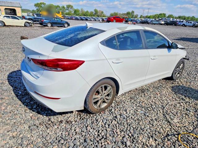 2017 Hyundai Elantra მანქანა იყიდება აუქციონზე, vin: 5NPD84LF2HH063214, აუქციონის ნომერი: 52383326